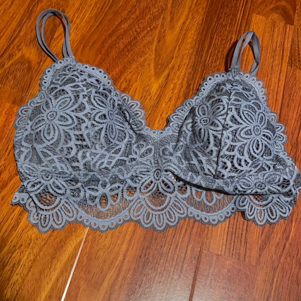 Colsie bralette size medium